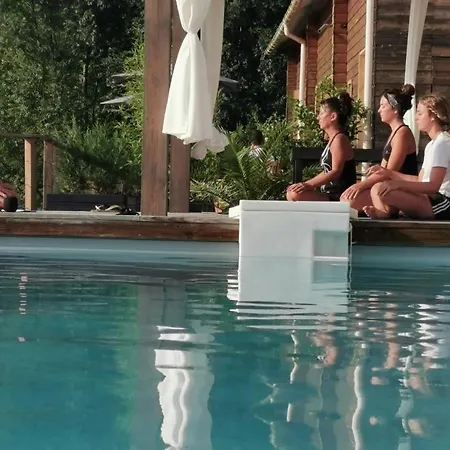 Etche Arguinia Hotes Et Bed & Breakfast Montory