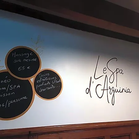 Etche Arguinia Hotes Couette-café 3*