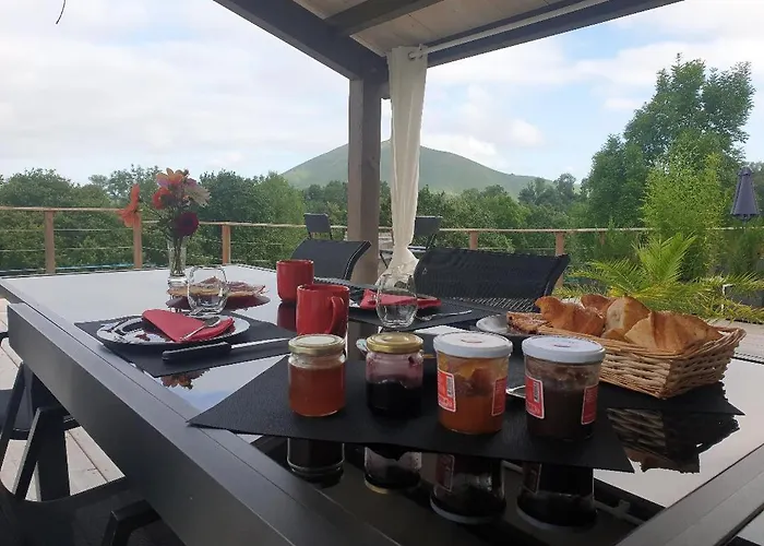 Etche Arguinia Hotes Et Bed & Breakfast