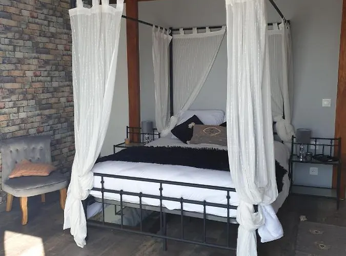 Etche Arguinia Hotes Et Montory